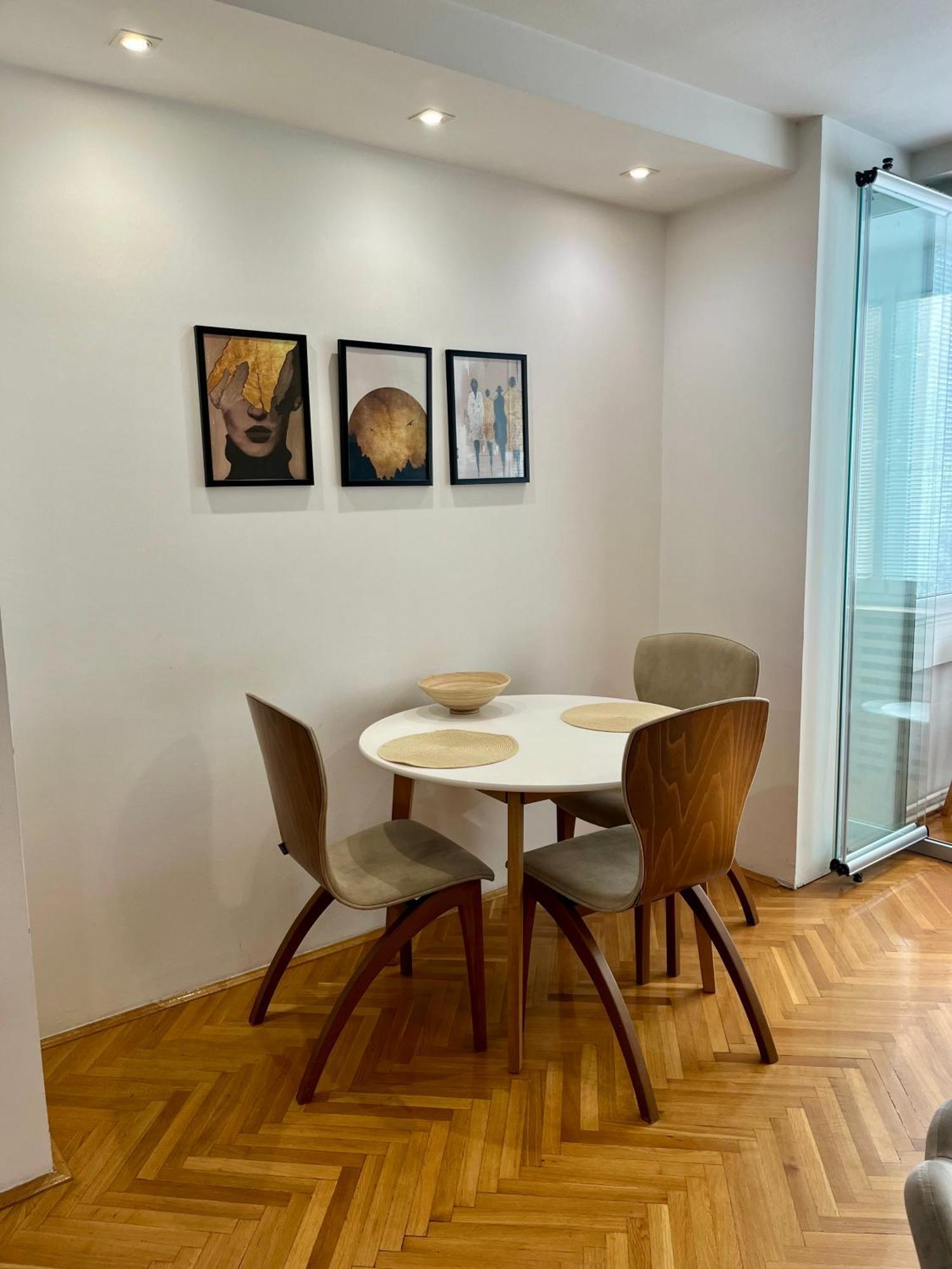 Ruby Luxury Central Apartment Skopje Esterno foto